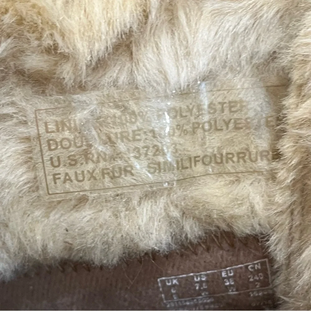 Clark’s Mazlyn Arctic‎ Pewter Leather Snow Boots with Faux Fur  Sz. 7.5